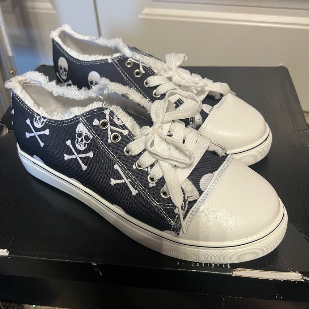 Skull Sneakers Size 10